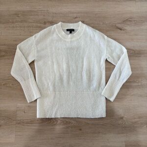 Banana Republic Italian Yarn Cream Knit Sweater